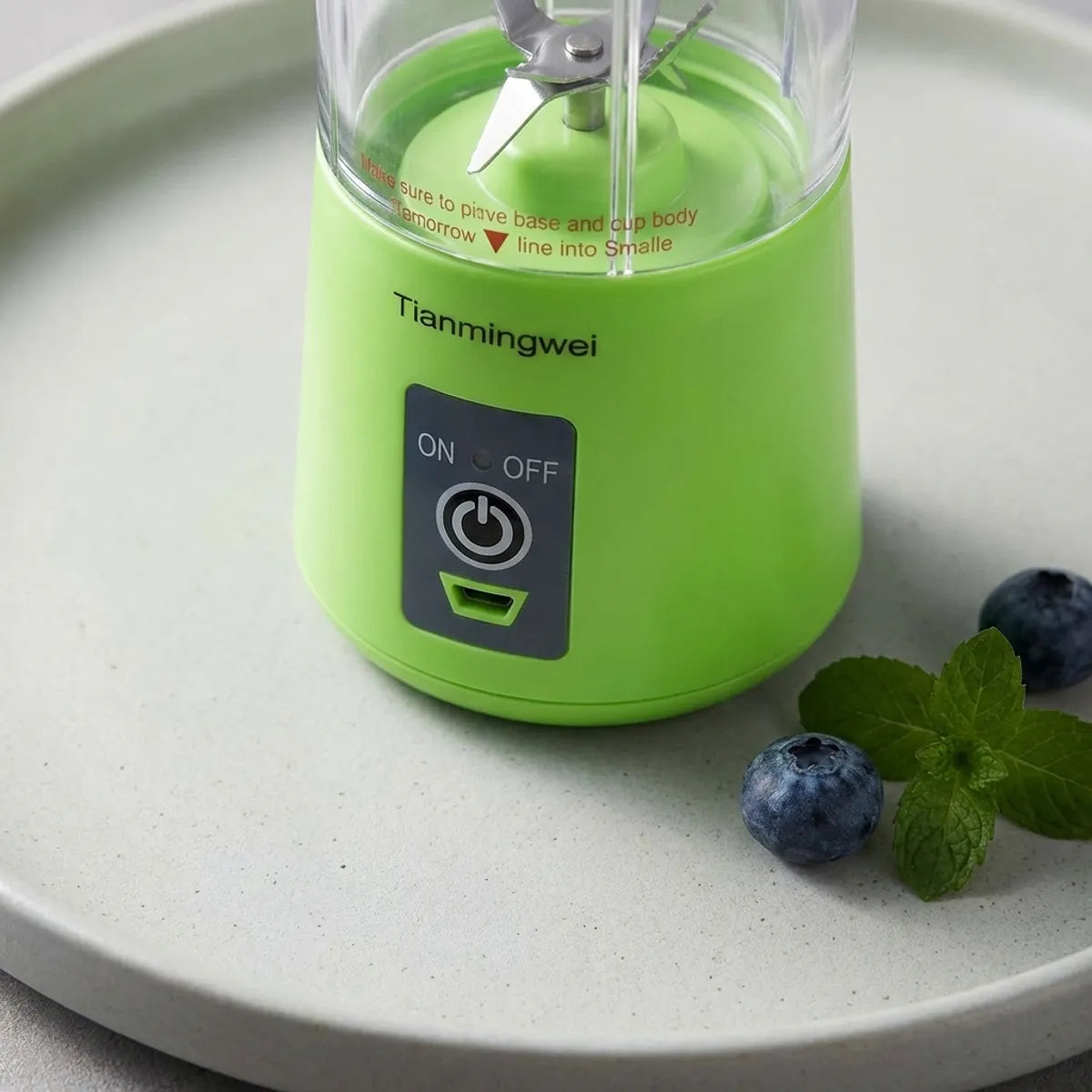 Green Abs Plastic 6 Blade Juicer For Making Smoothies And Fruit Juices